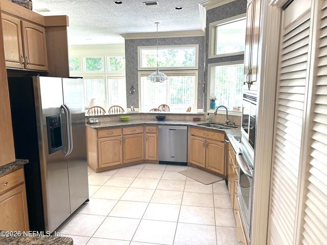 1816 OAK PARK Circle, Green Cove Springs, FL 32043