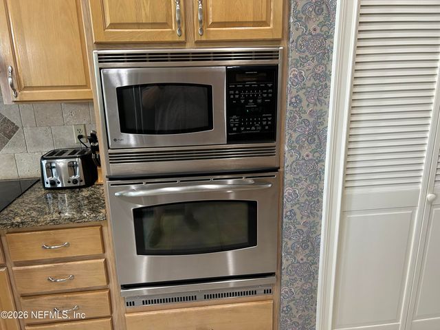 1816 OAK PARK Circle, Green Cove Springs, FL 32043