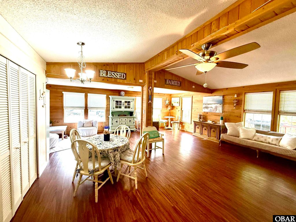 Image 11 of property listing at 311 Gunas Drive Lot 17, Kill Devil Hills, NC 27948