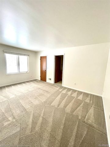 12408 Pinecrest Drive, Plymouth, MI 48170