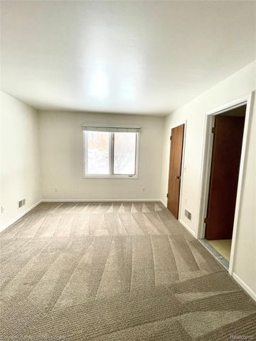 12408 Pinecrest Drive, Plymouth, MI 48170