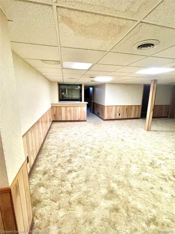 12408 Pinecrest Drive, Plymouth, MI 48170