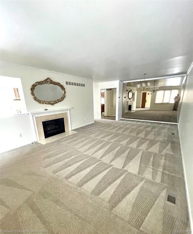 12408 Pinecrest Drive, Plymouth, MI 48170