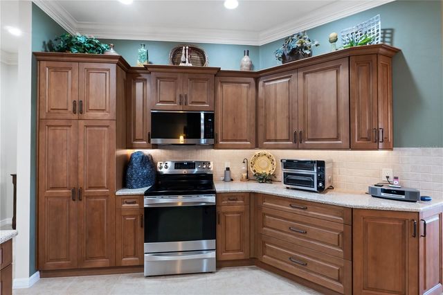 1776 ASHWOOD RUN, The Villages, FL 32162