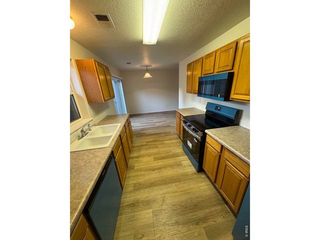 802 Waterglen Dr D-17, Fort Collins, CO 80524