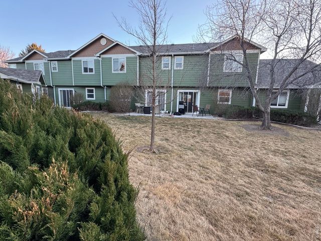 802 Waterglen Dr D-17, Fort Collins, CO 80524