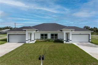 1601 E 7th ST, Lehigh Acres, FL 33972
