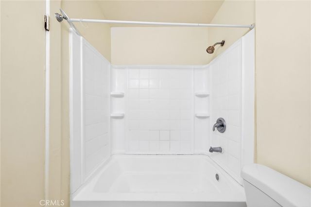 2624 E Jefferson, Carson, CA 90810