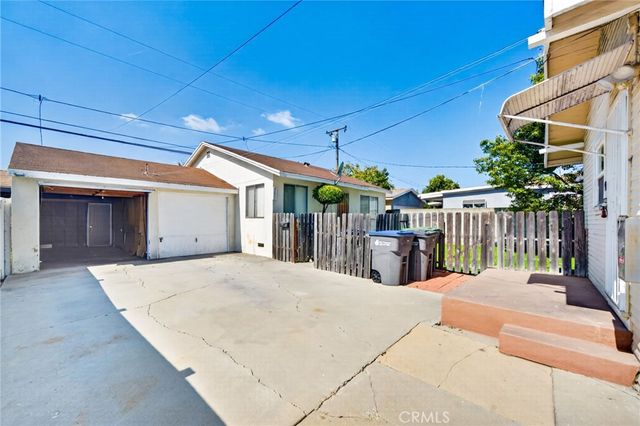 2624 E Jefferson, Carson, CA 90810