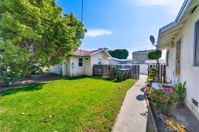 2624 E Jefferson, Carson, CA 90810