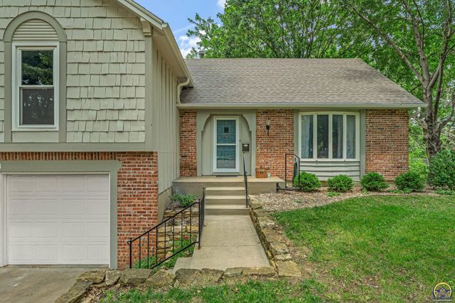 2324 SW 34th ST, Topeka, KS 66611