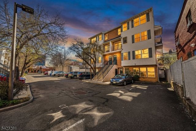 84 Union St C3, Newark City, NJ 07105