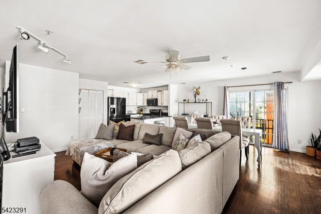 84 Union St C3, Newark City, NJ 07105