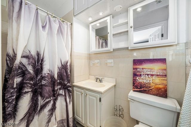 84 Union St C3, Newark City, NJ 07105