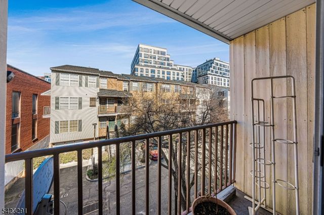 84 Union St C3, Newark City, NJ 07105