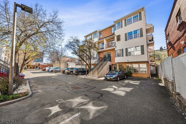 84 Union St C3, Newark City, NJ 07105