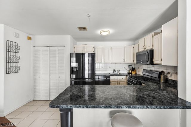 84 Union St C3, Newark City, NJ 07105