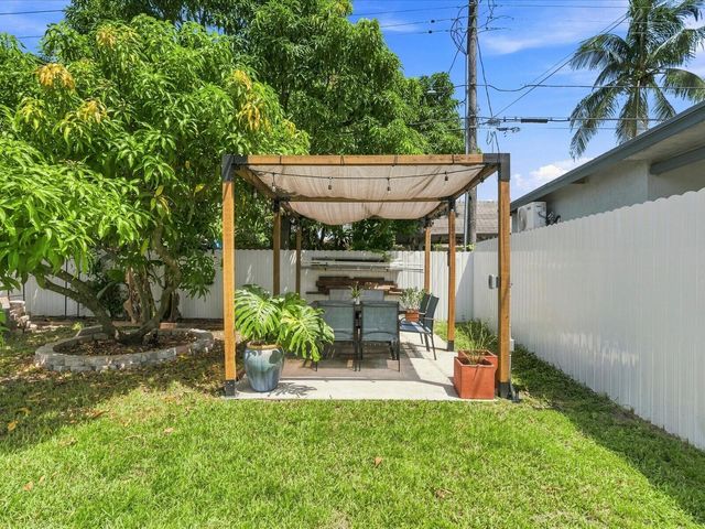363 E 62ND Street, Hialeah, FL 33013