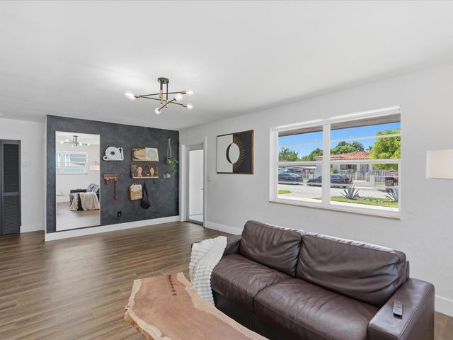 363 E 62ND Street, Hialeah, FL 33013
