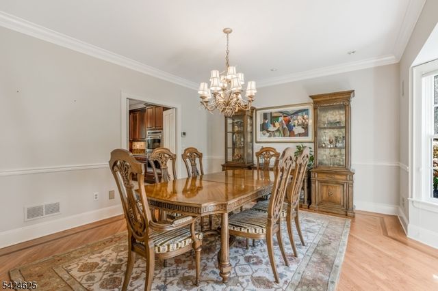 8 Waldron Dr, Bridgewater Twp., NJ 08836