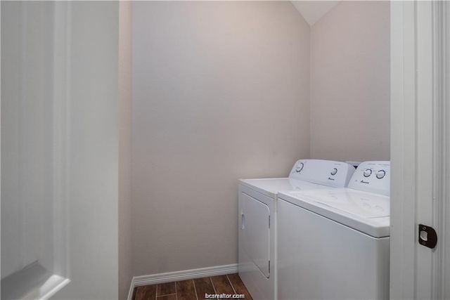 406 Ash Street, College Station, TX 77840