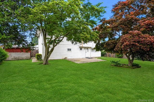 192 Hancock Street, Brentwood, NY 11717
