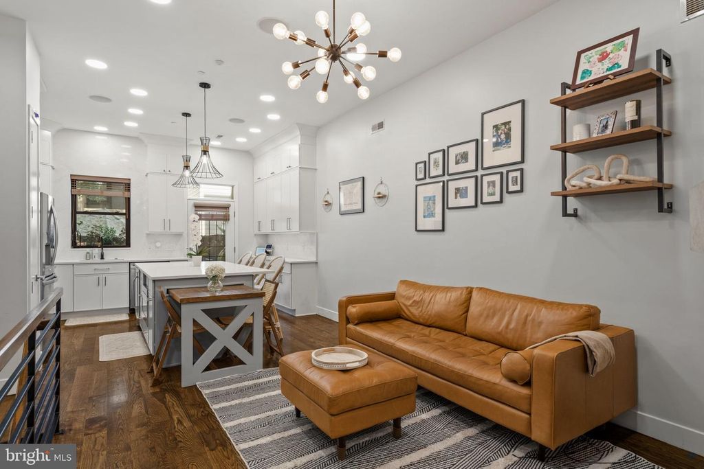 748 S DORRANCE ST, PHILADELPHIA, PA 19146 — photo 3