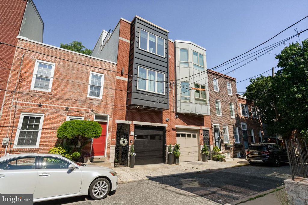 748 S DORRANCE ST, PHILADELPHIA, PA 19146 — photo 4