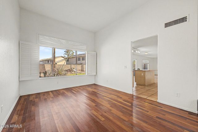 2031 E PARKSIDE Lane, Phoenix, AZ 85024