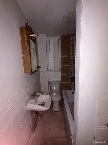 1612 Gilsey Avenue, Cincinnati, OH 45205