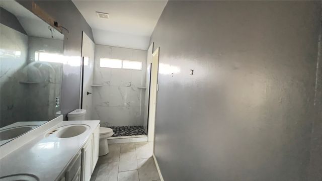 1005 Raspberry Lane, Desoto, TX 75115