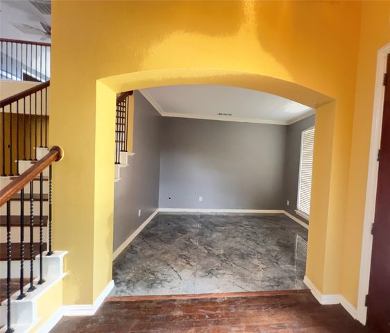 1005 Raspberry Lane, Desoto, TX 75115
