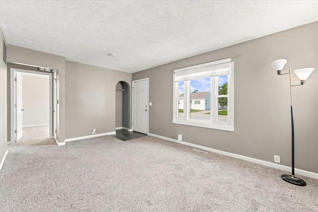1015 PINE Street, Council Bluffs, IA 51501
