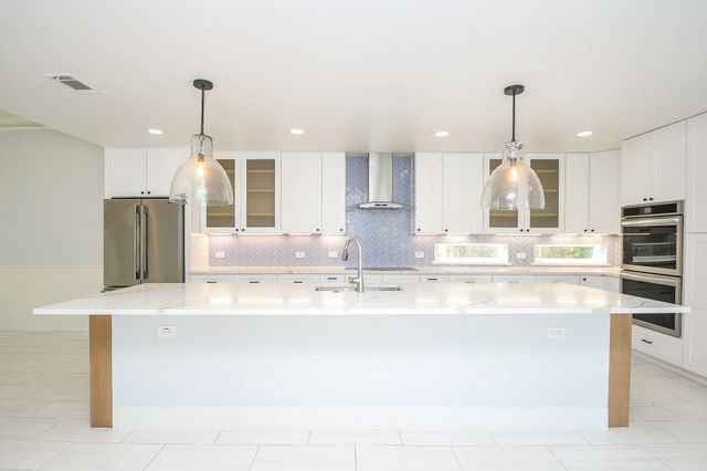 7902 Duffield Lane, Houston, TX 77071