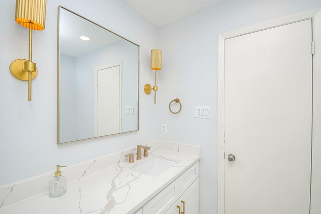 7902 Duffield Lane, Houston, TX 77071