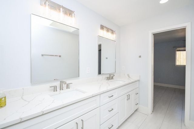 7902 Duffield Lane, Houston, TX 77071