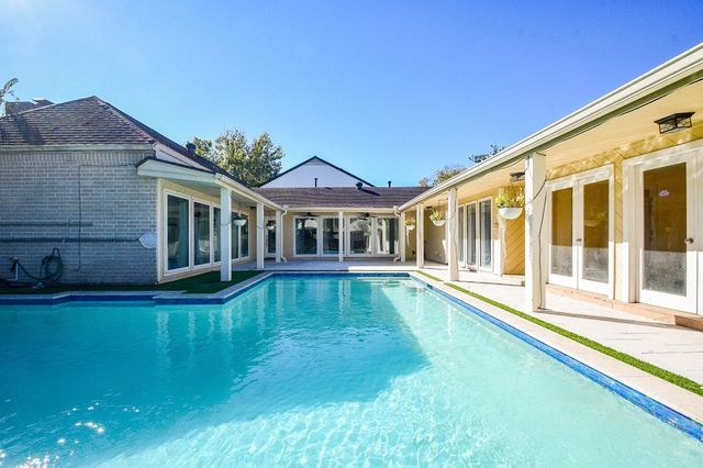 7902 Duffield Lane, Houston, TX 77071