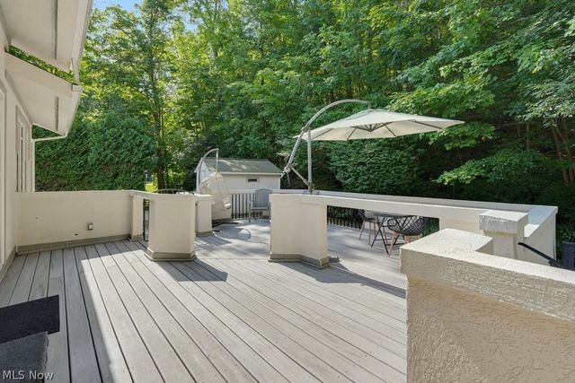 2596 Dodd Road, Willoughby Hills, OH 44094