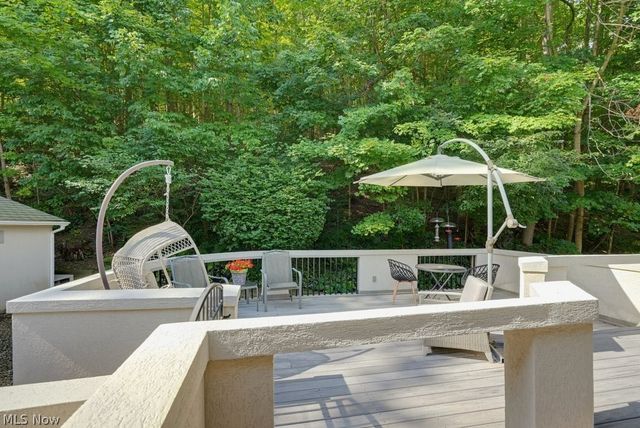 2596 Dodd Road, Willoughby Hills, OH 44094