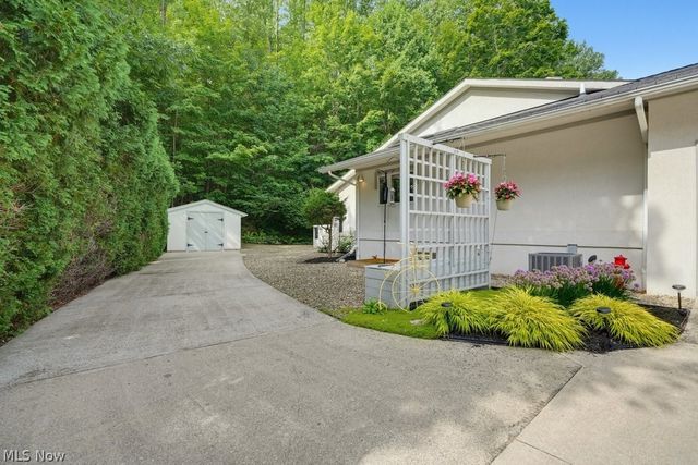 2596 Dodd Road, Willoughby Hills, OH 44094