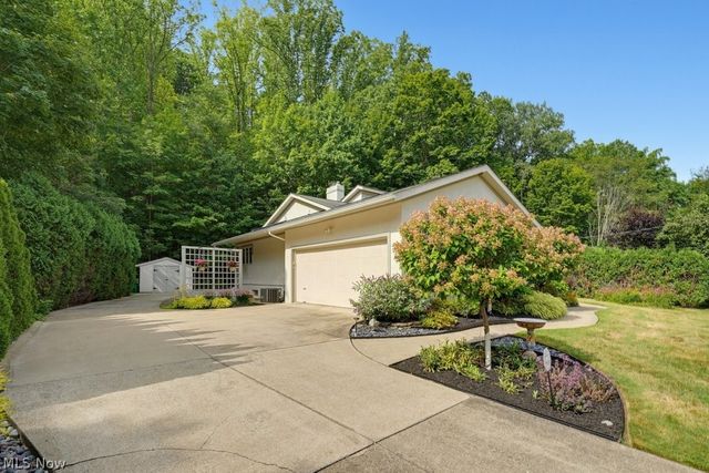 2596 Dodd Road, Willoughby Hills, OH 44094