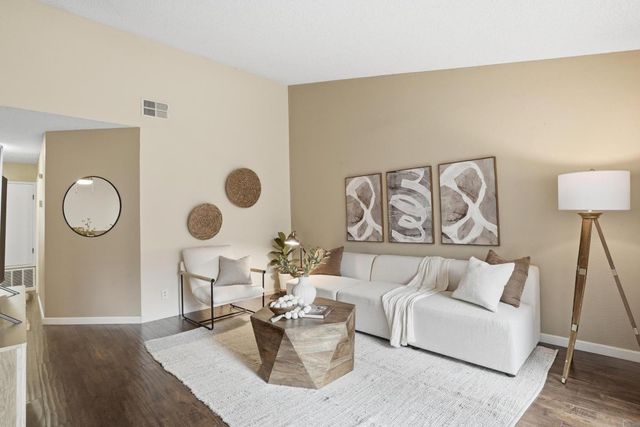 371 Shadow Run Drive, San Jose, CA 95110