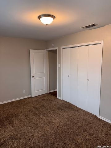 206 Balboa, Universal City, TX 78148