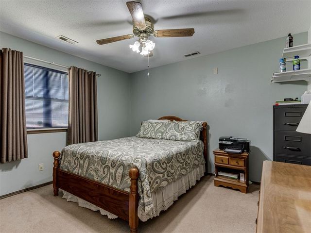 2529 Edgewood Drive, Moore, OK 73160