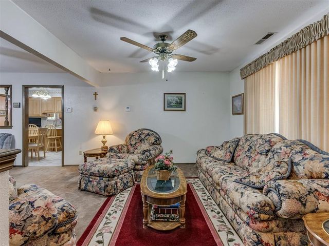 2529 Edgewood Drive, Moore, OK 73160