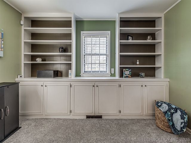 4121 S New Haven Place, Tulsa, OK 74135