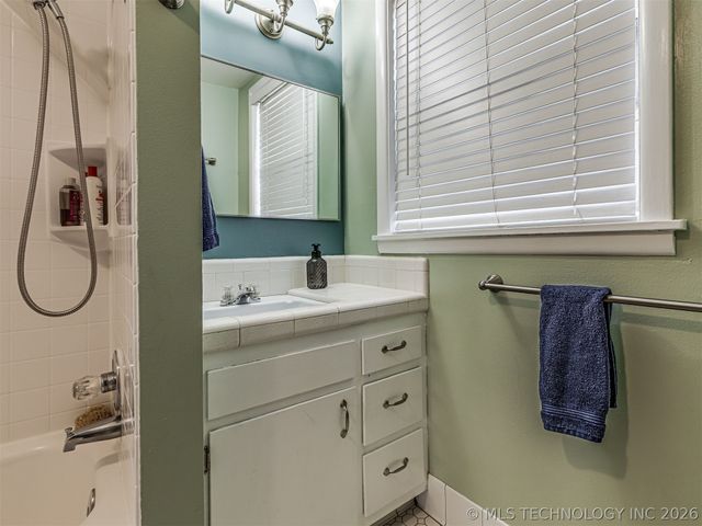 4121 S New Haven Place, Tulsa, OK 74135