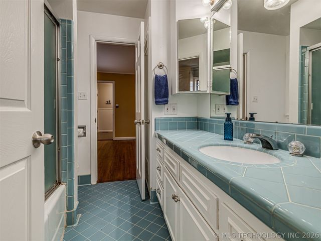 4121 S New Haven Place, Tulsa, OK 74135