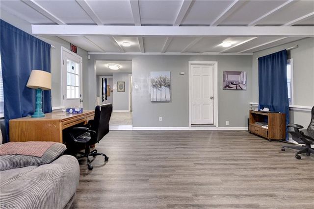 135 Pochin PL, Hampton, VA 23661