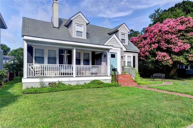 135 Pochin PL, Hampton, VA 23661